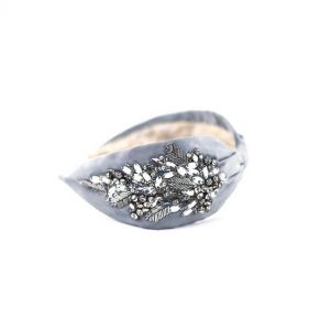 EMBROIDERED HEADBAND GREY  - باند شعر مطرز باللون الرمادي