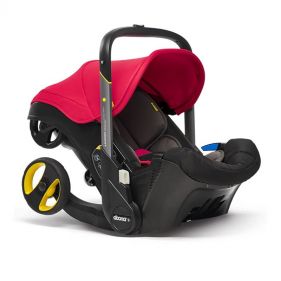 DOONA CAR SEAT   FLAME RED   ISOFIX BASE  - عربة أطفال