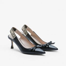 SLINGBACK - صنادل نسائية