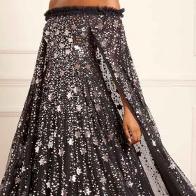 SHOOTING STARS CAPE ANKLE GOWN - فستان