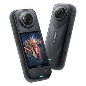 INSTA360 X5 ESSENTIALS BUNDLE - الكاميرات